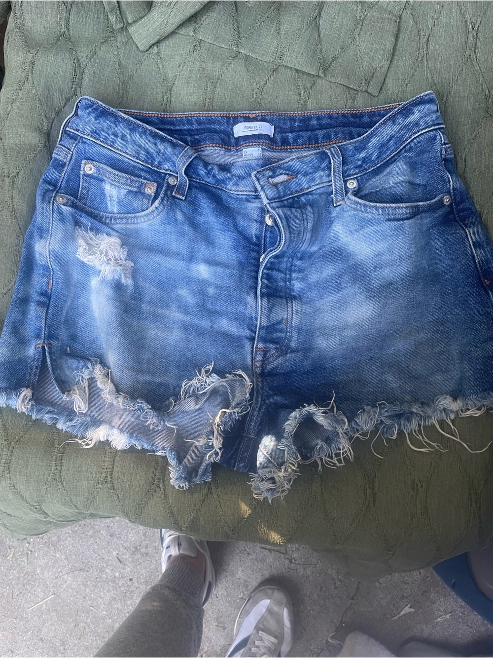 Forever 21 Blue Denim Jeans with Contrast Stitching